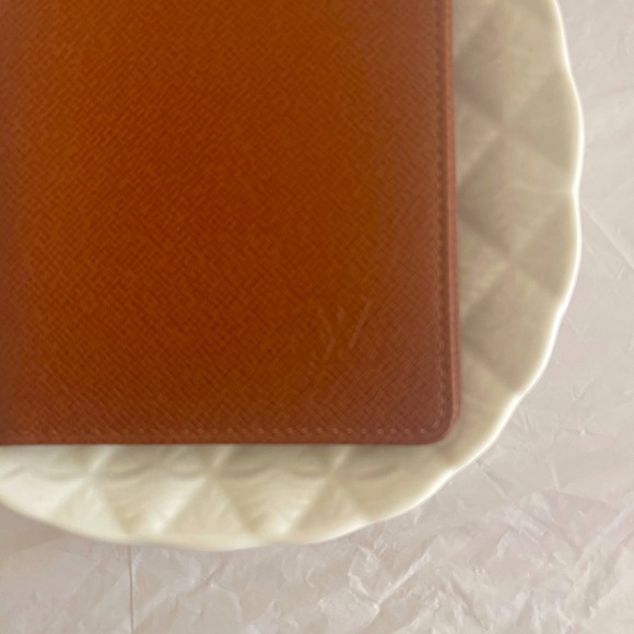 LOUIS VUITTON Wallet/Card Case/Holder; Like New Condition; Code: SP0040 - Picture 4 of 7